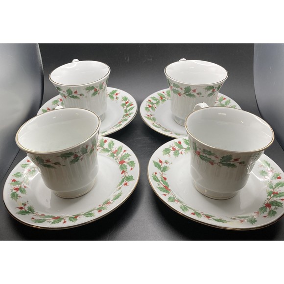 4 China Pearl Fine China Noel Holly Berry Christmas Teacup & Saucer Set Holidays - Picture 9 of 9